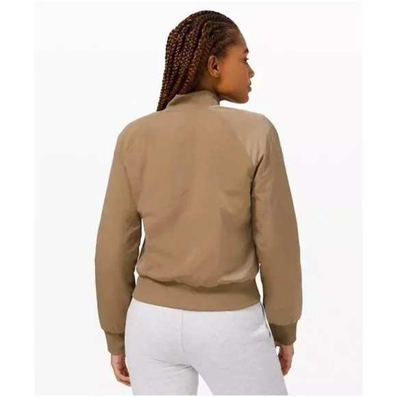 Lululemon Non-Stop Reversible Bomber Jacket Coat in Color Frontier Tan Size 6 - Picture 3 of 11